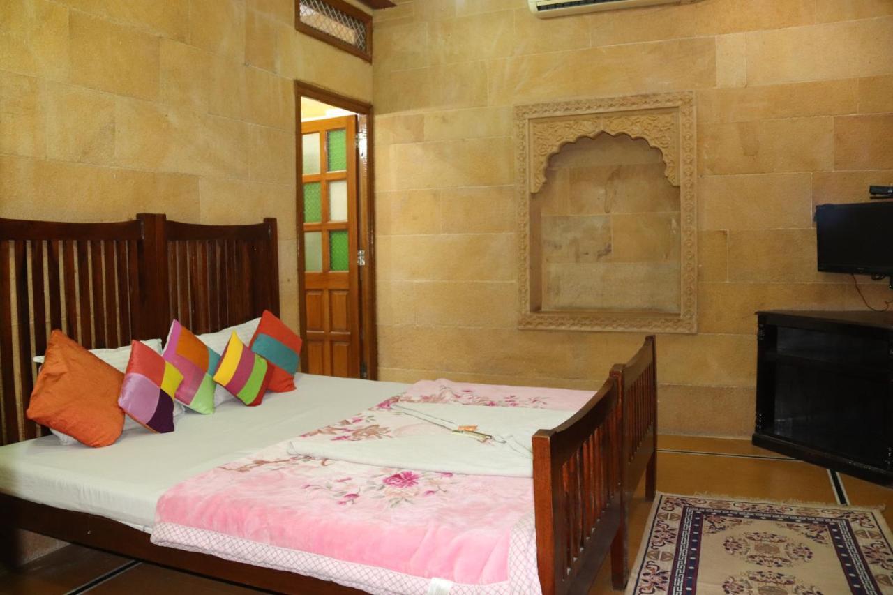 Hotel Pol Haveli Jaisalmer Exterior photo