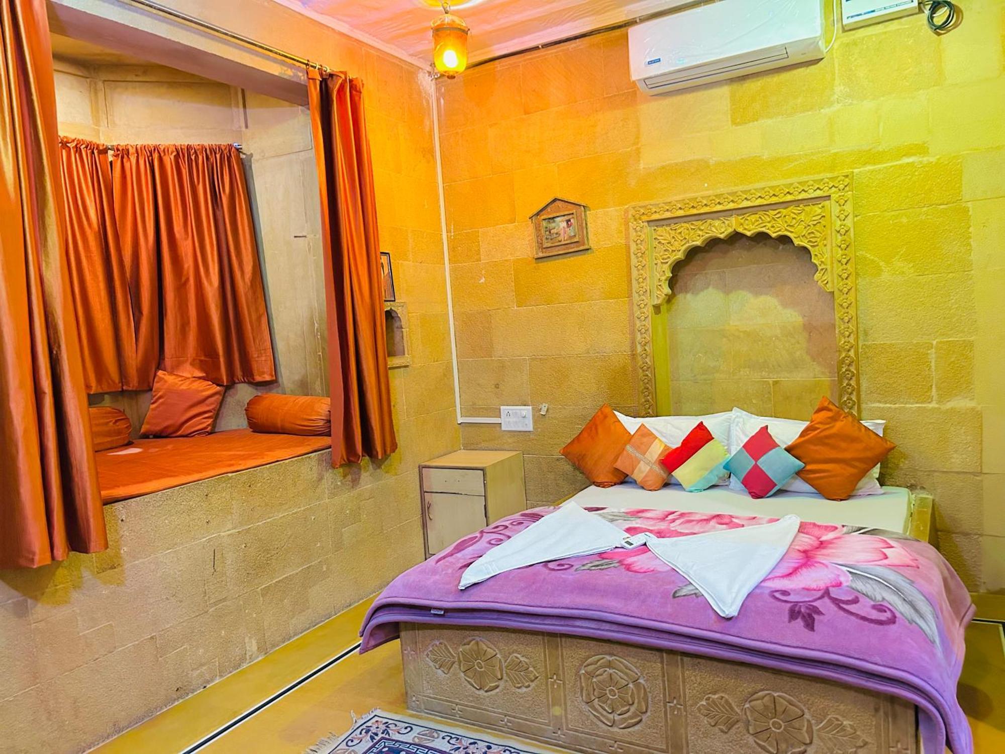 Hotel Pol Haveli Jaisalmer Exterior photo