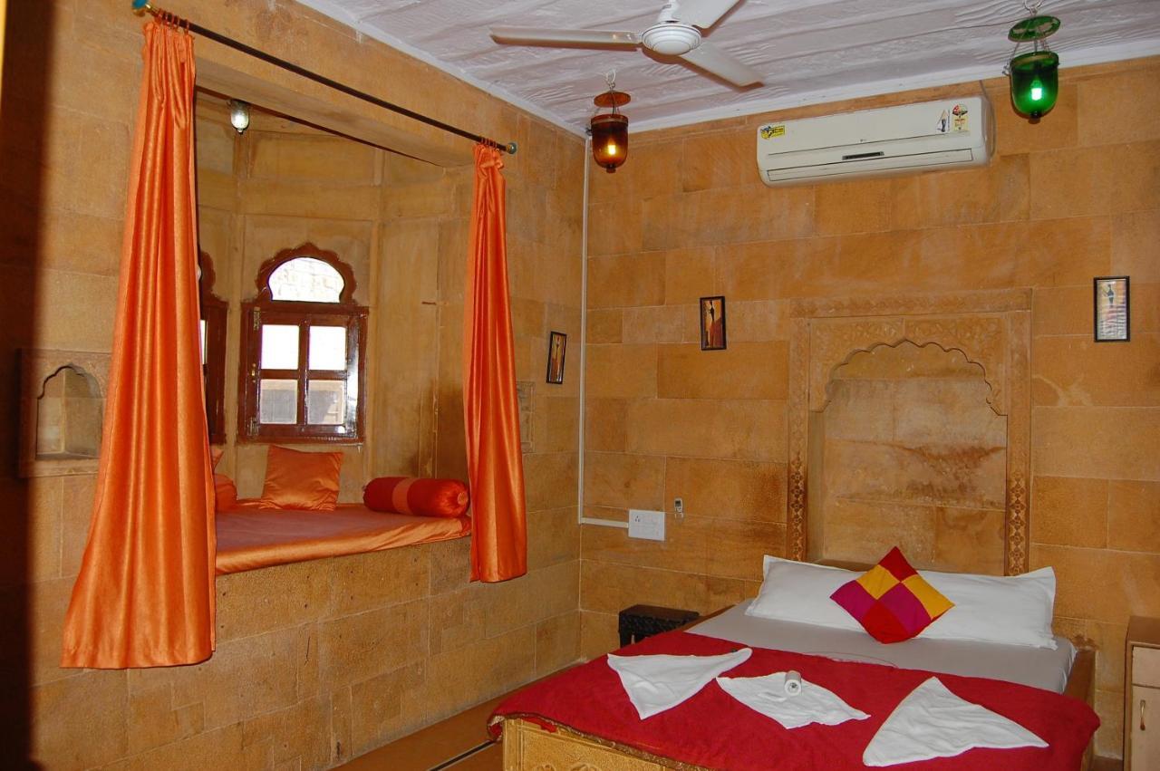 Hotel Pol Haveli Jaisalmer Exterior photo